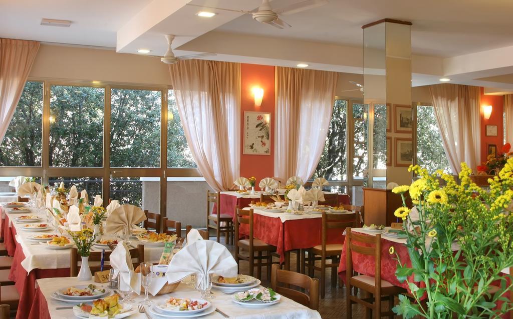 Hotel Marselli Rimini Eksteriør bilde