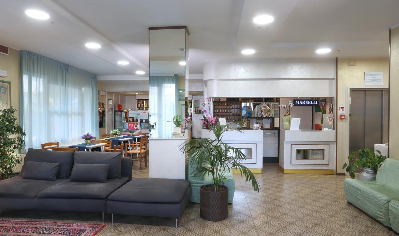 Hotel Marselli Rimini Eksteriør bilde
