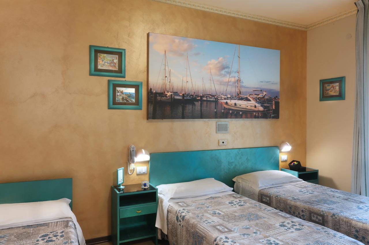 Hotel Marselli Rimini Eksteriør bilde